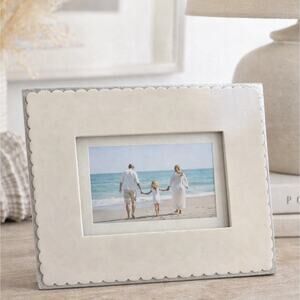 White Wood Picture Frame Scalloped Silver 3 X 5 Vintage 1997 HB Group Photo